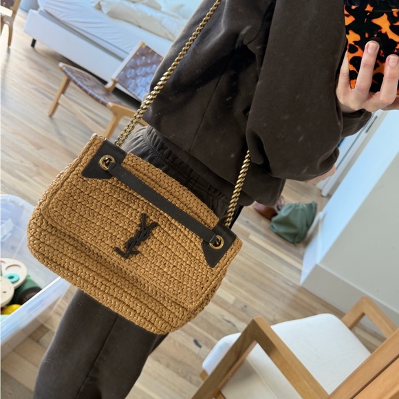 Yves Saint Laurent Brown Woven Shoulder Niki Bag - Picture 10 of 16